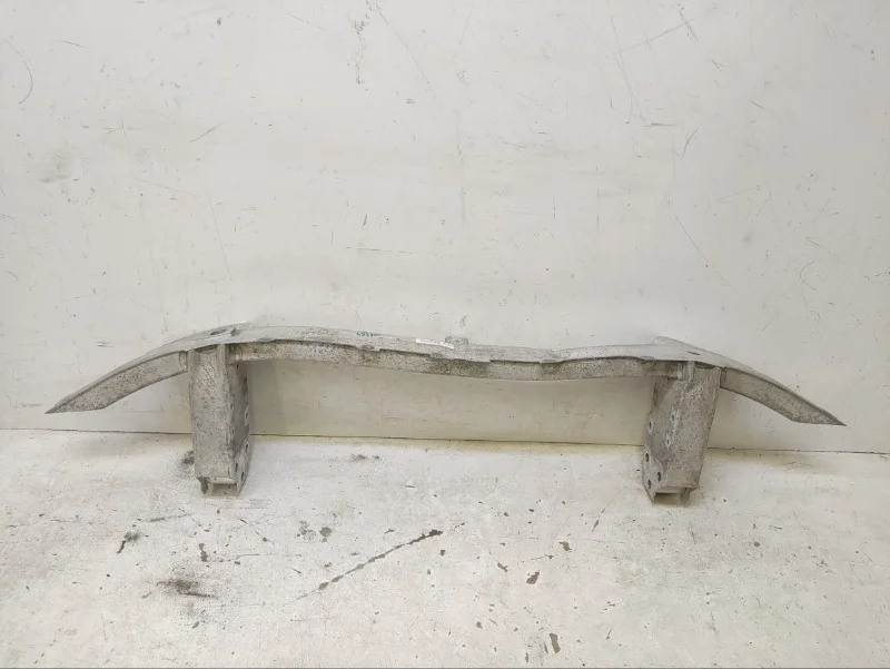 Усилитель бампера BMW 6er 2017- G32