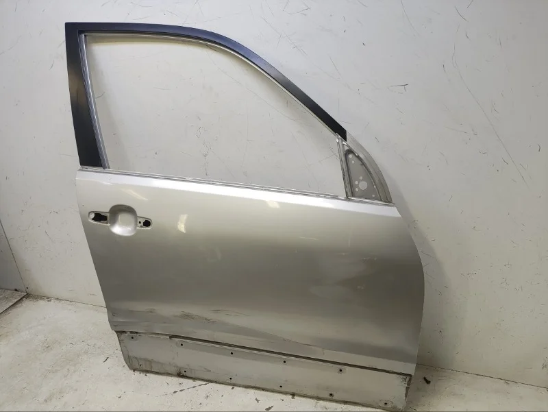 Дверь Suzuki Grand Vitara 2005-2015 5D