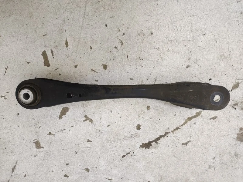 Рычаг продольный BMW 5er 2016- G30