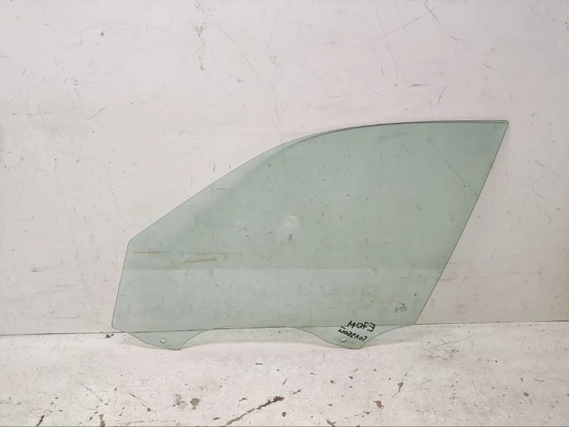 Стекло BMW X5 2006-2010 E70