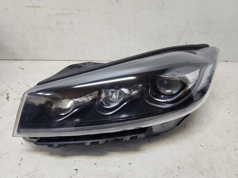 Фара Kia Sorento Prime 2017-2020 3