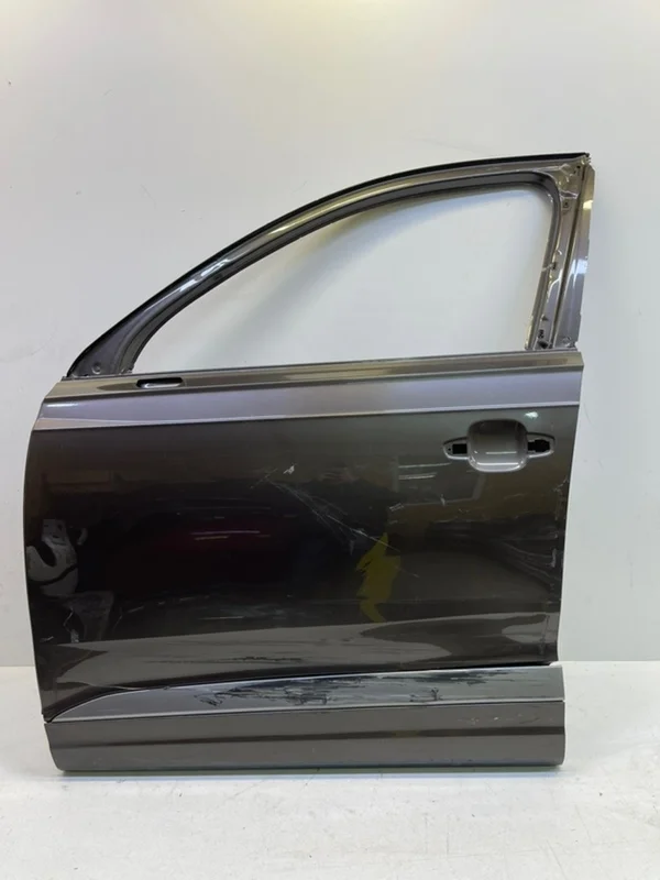 Дверь AUDI Q7 2015-2024 4M