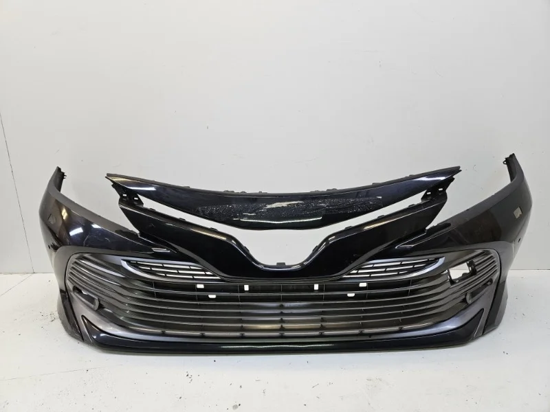 Бампер Toyota Camry 2017-2021 70