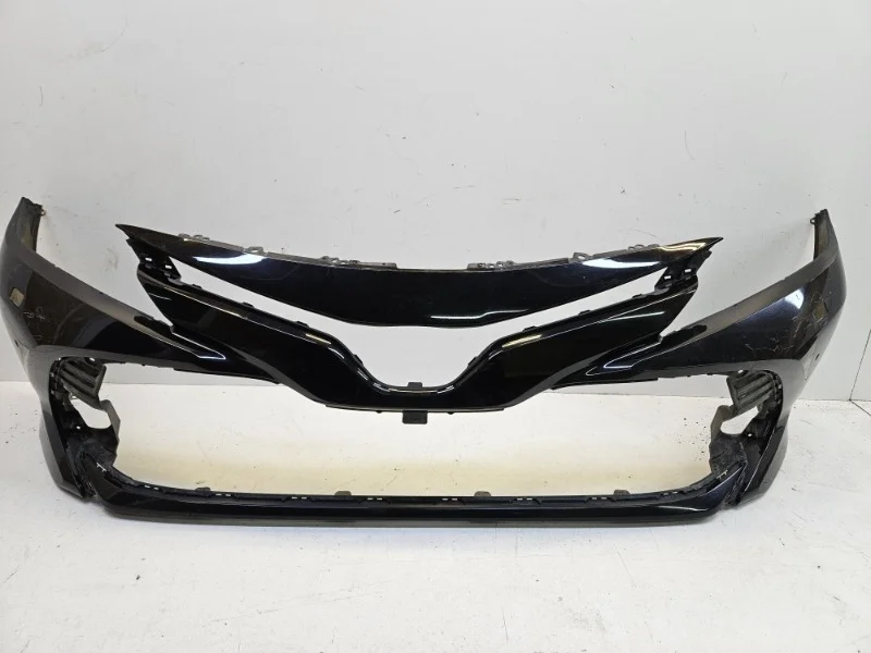 Бампер Toyota Camry 2017-2021 70