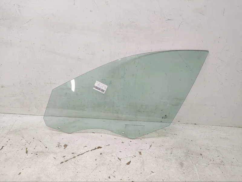 Стекло BMW 5er 2009-2017 F10