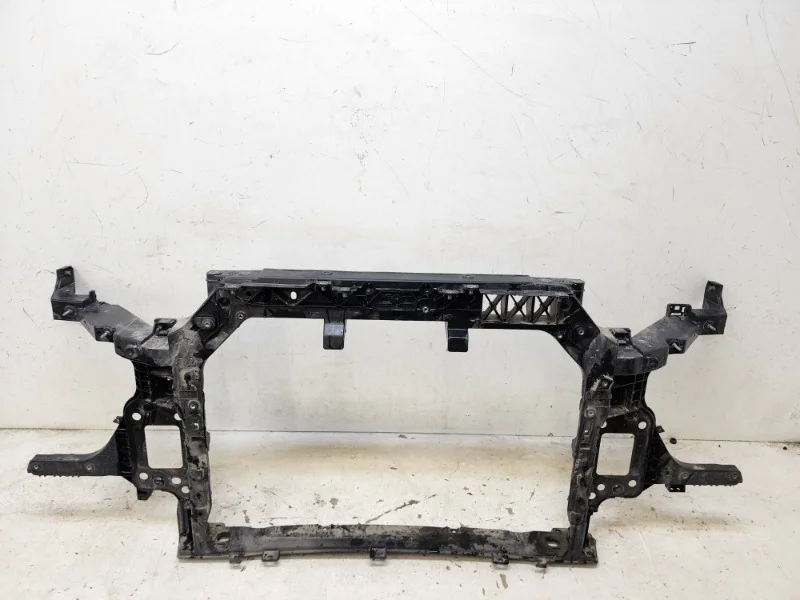 Панель передняя (телевизор) Kia Soul 2018- 3