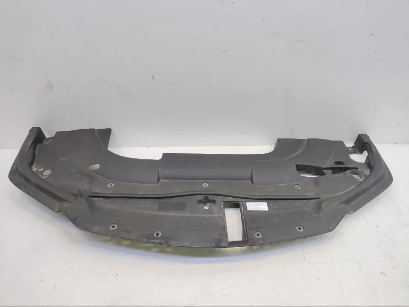 Накладка замка капота LEXUS LX570 2016-2022 3