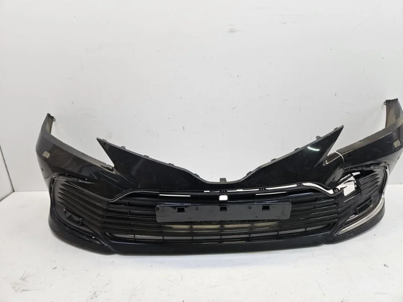 Бампер Toyota Camry 2020-2024 70