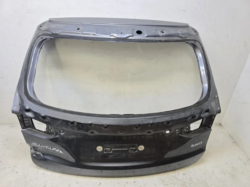 Крышка багажника Hyundai Santa Fe 2012-2018 3