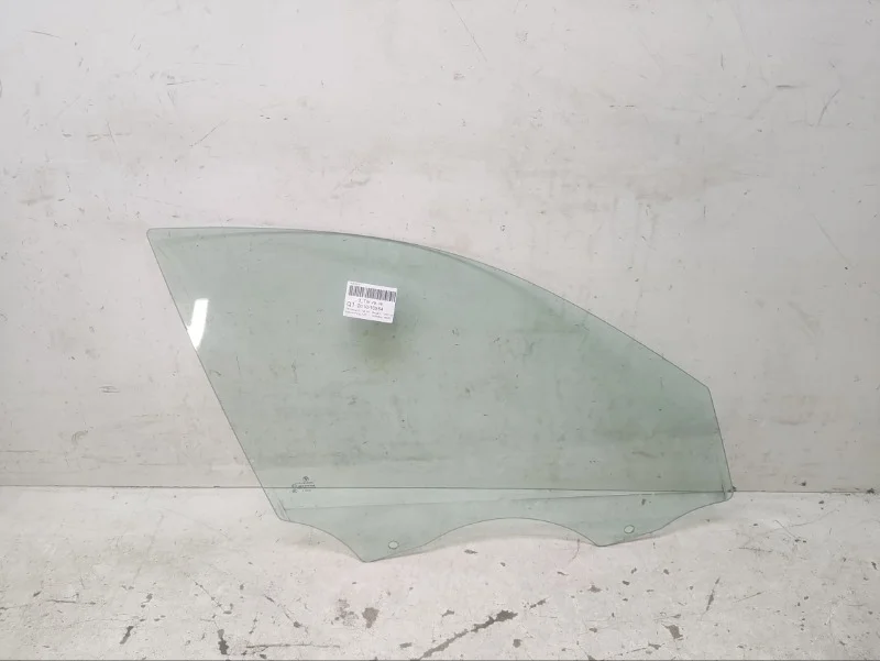 Стекло BMW 3er 2005-2012 E90