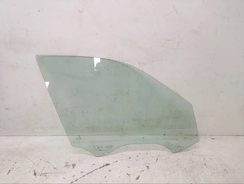 Стекло BMW X5 2006-2010 E70