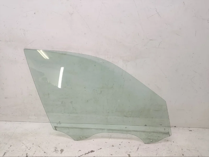 Стекло BMW X5 2006-2010 E70