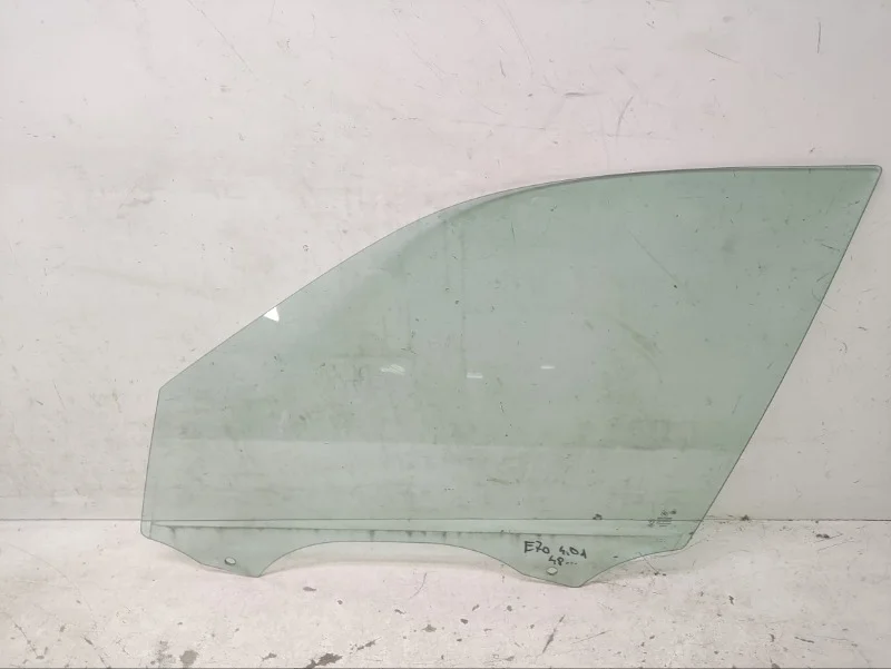 Стекло BMW X5 2006-2010 E70