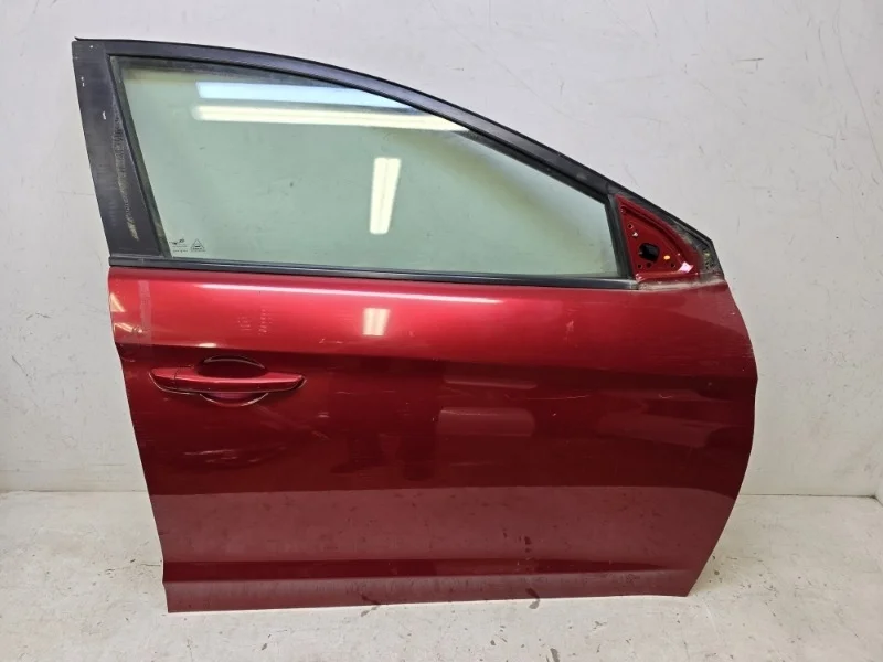 Дверь Hyundai Elantra 2016-2018