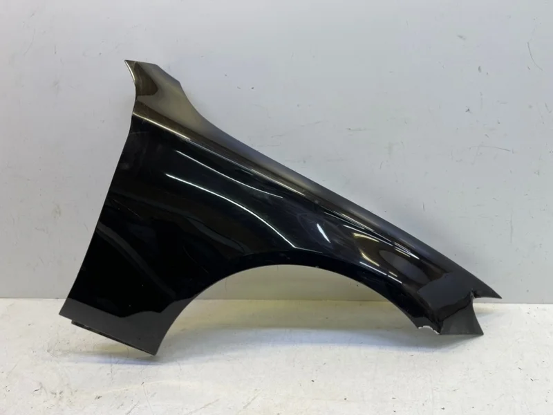 Крыло Mercedes-Benz -Class 2016-2020 W213