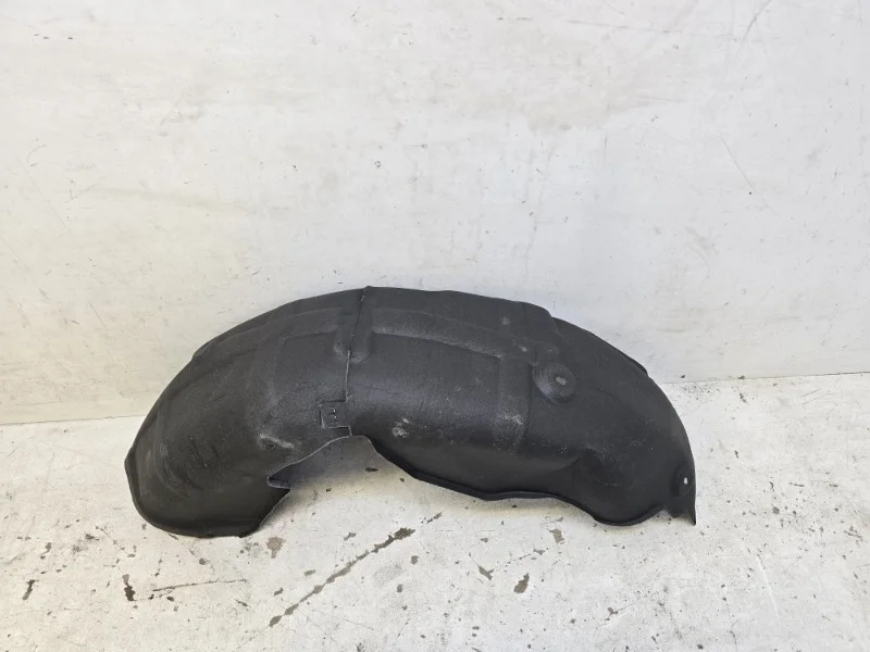 Подкрылок Mazda 6 2007- GH