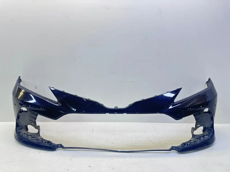 Бампер Toyota Camry 2020-2024 70