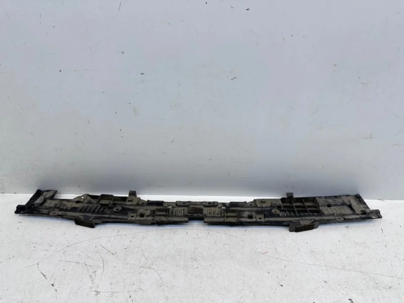 Кронштейн бампера Toyota Land Cruiser 2016-2022 200