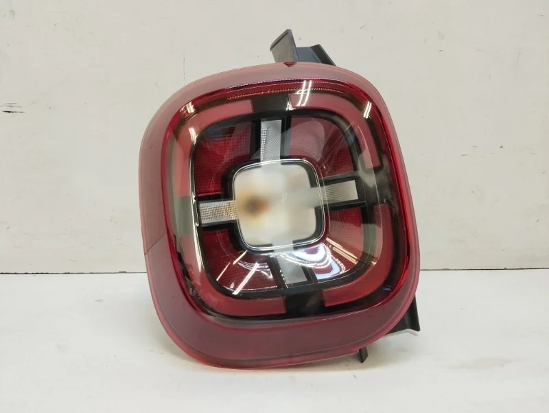 Фонарь Renault Duster 2020-