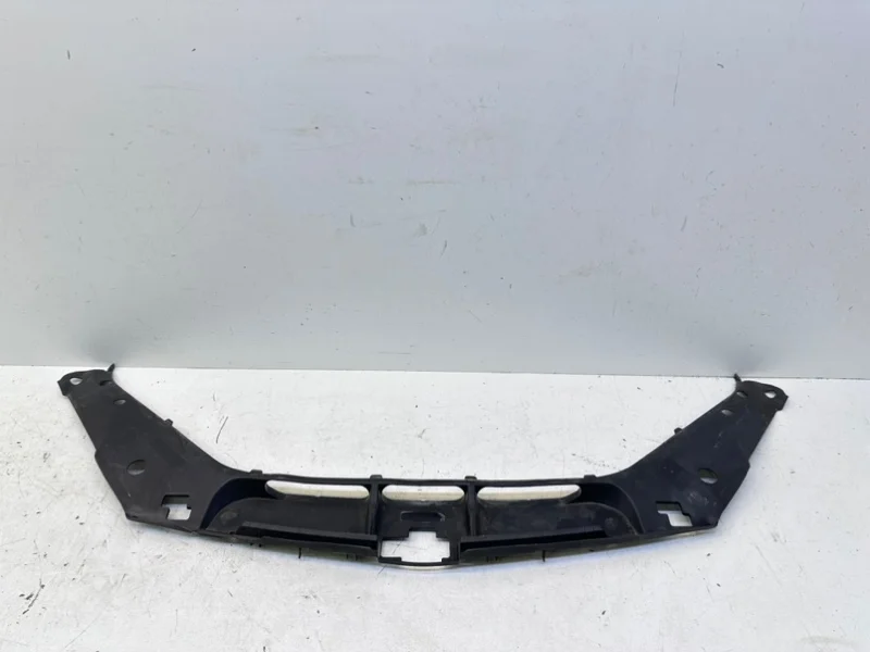 Накладка замка капота Mercedes-Benz GL 2012-2015 X166