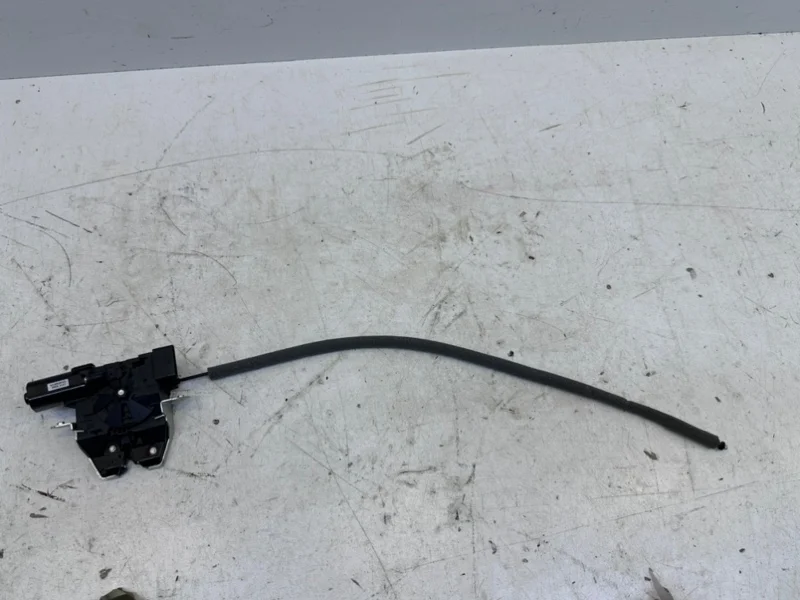 Замок крышки багажника Mercedes-Benz -Class 2016-2020 W222