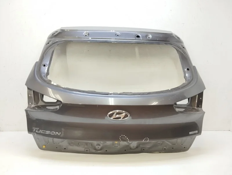 Крышка багажника Hyundai Tucson 2015-2018 3