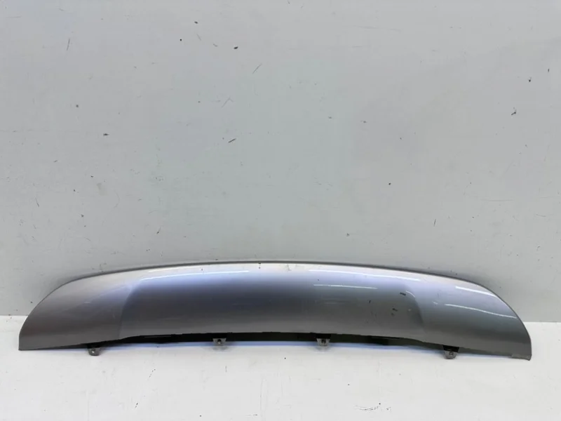 Накладка бампера Toyota Rav4 2015-2019 40