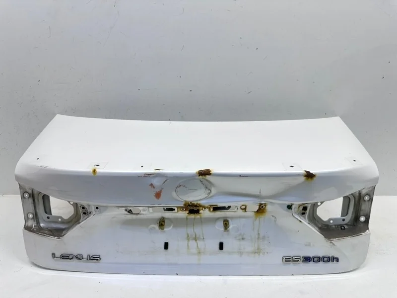 Крышка багажника Lexus ES300H 2012-2018 6