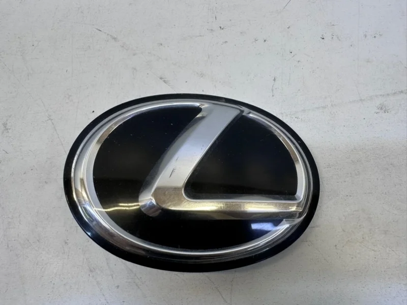 Эмблема Lexus RX200T 2015-2019 4