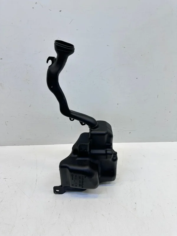 Бачок омывателя Mercedes-Benz A-Class 2012-2015 X156