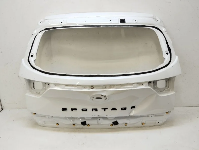 Крышка багажника Kia Sportage 2018-2022 4