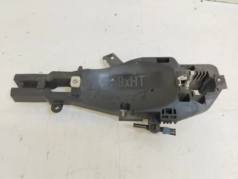 Кронштейн ручки двери BMW 3er 2005-2013 E90