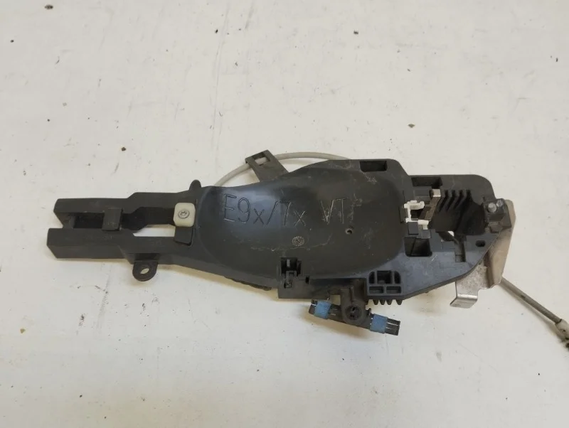 Кронштейн ручки двери BMW 3er 2005-2013 E90