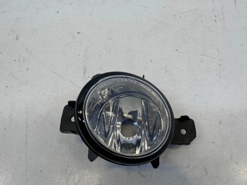 Фара противотуманная BMW X3 2003-2010