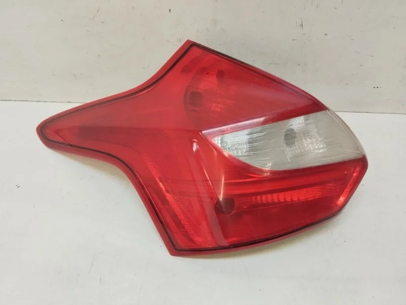 Фонарь Ford Focus 2011-2015 3