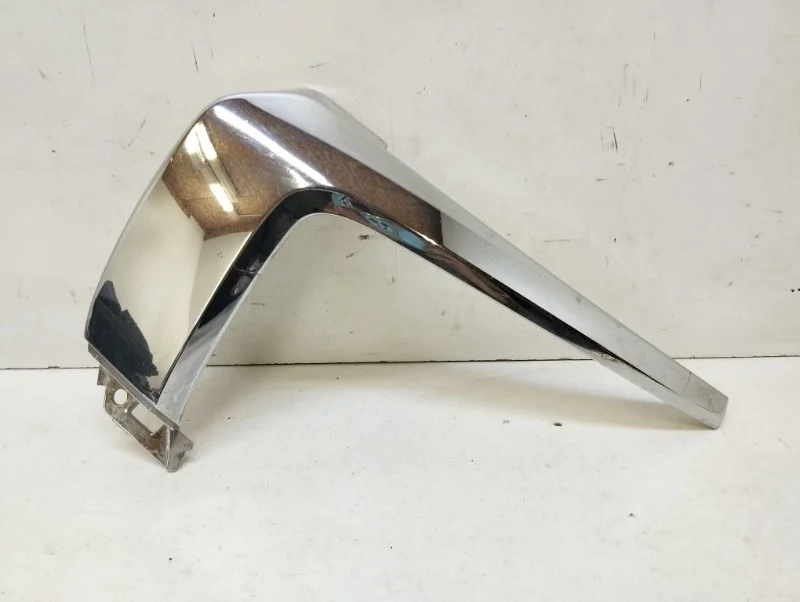 Молдинг бампера Mitsubishi Outlander 2015- 3