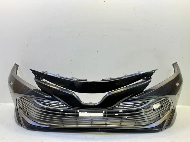 Бампер Toyota Camry 2017-2021 70