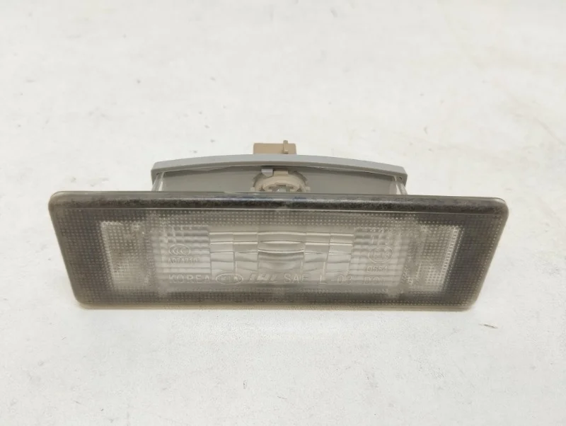 Фонарь номерного знака Hyundai Sonata 2014-2017 LF