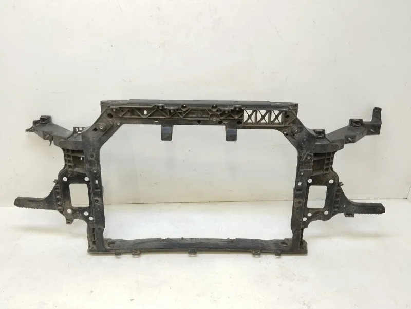 Панель передняя (телевизор) Kia Soul 2018- 3