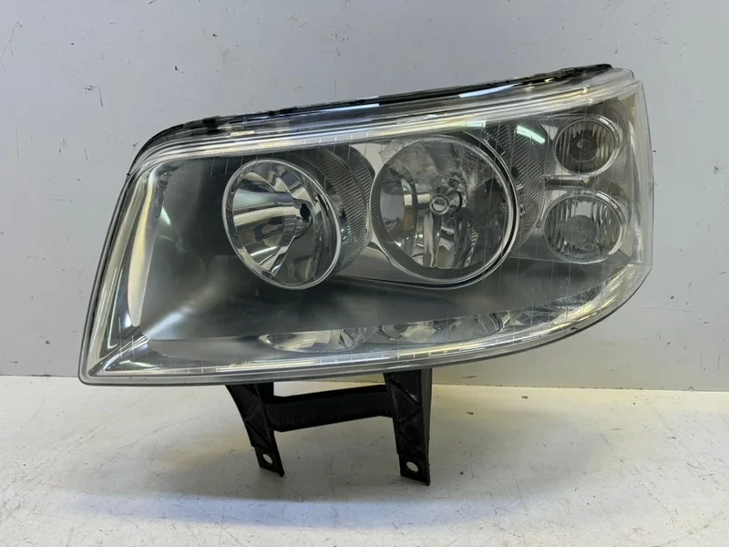 Фара Volkswagen Transporter 2003-2009 T5
