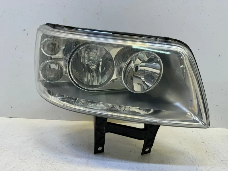 Фара Volkswagen Transporter 2003-2009 T5
