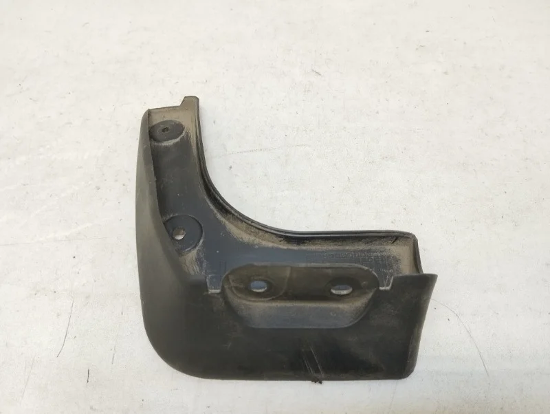 Брызговик Hyundai Solaris 2010-2014