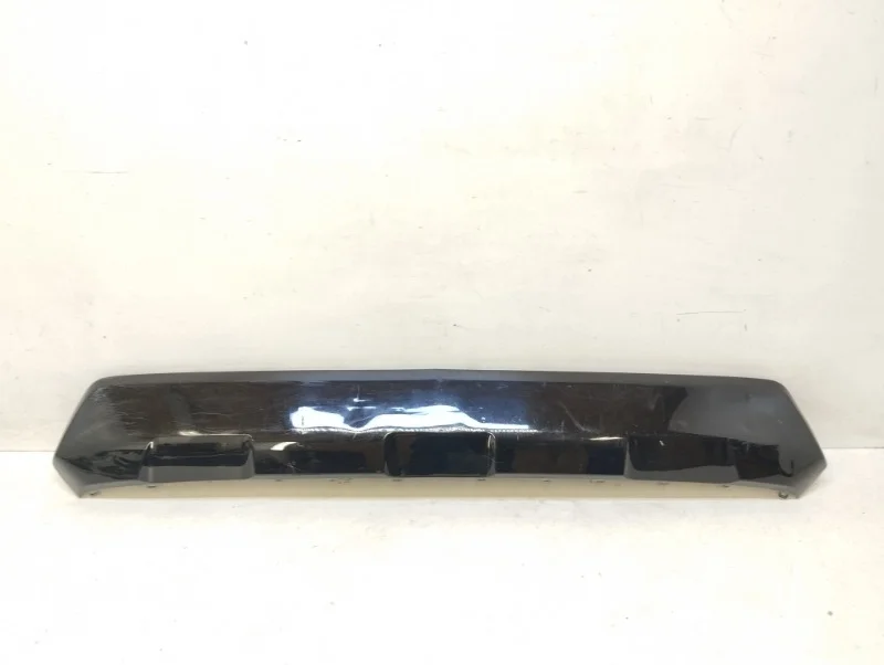 Накладка бампера Toyota Rav4 2018- XA50