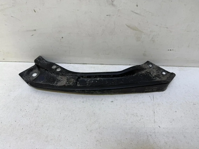 Кронштейн панели Skoda Rapid 2019-