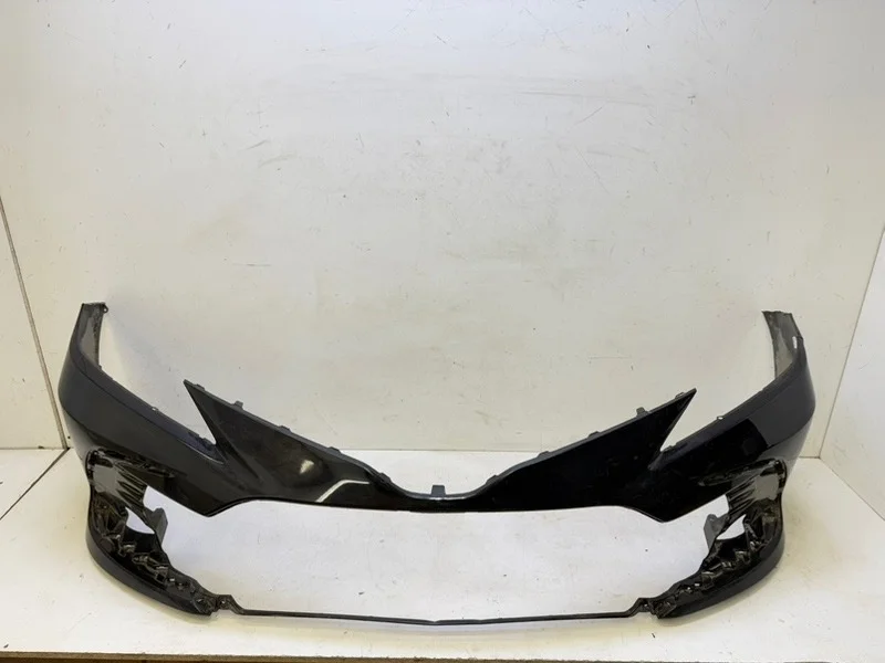 Бампер Toyota Camry 2020-2024 70