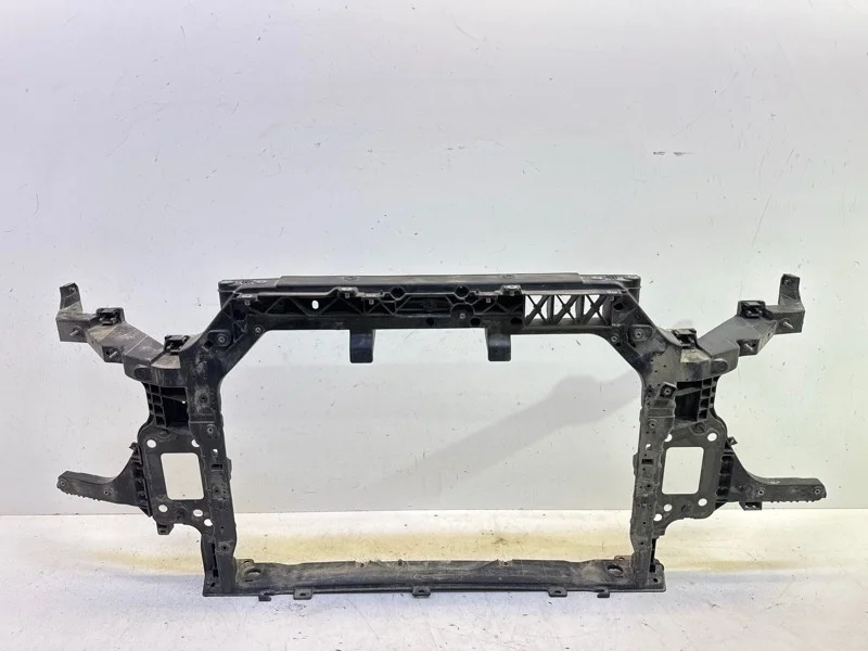 Панель передняя (телевизор) Kia Soul 2018-2024 3