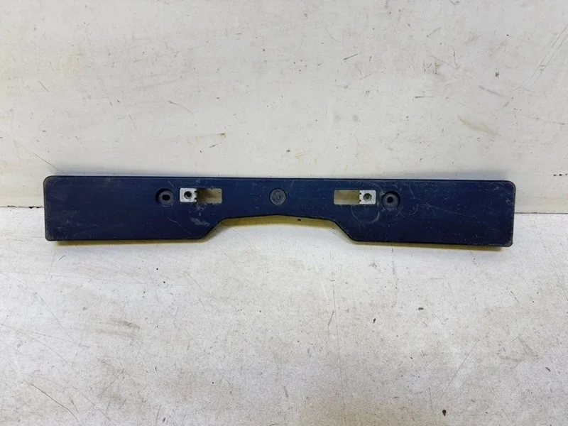 Площадка под гос. номер Toyota Rav 4 2015- 40