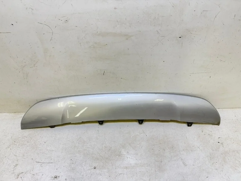 Накладка бампера Toyota Rav4 2015-2019 45