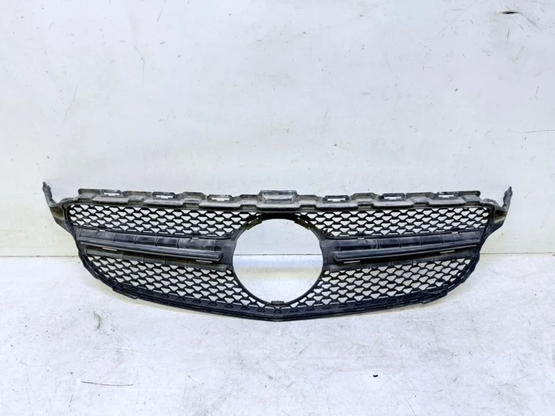 Решетка радиатора Mercedes-Benz -Class 2013-2021 C205