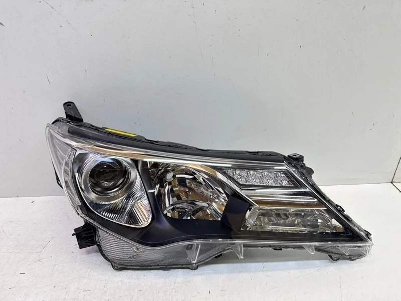 Фара Toyota Rav4 2012-2015 40